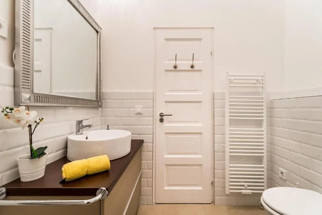 Hi-Bp Elizabeth Apartment In The Heart Of Budapest 0*,  Hungary